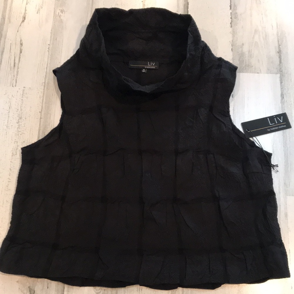 NWT Liv by Habitat clothes Aria top size M